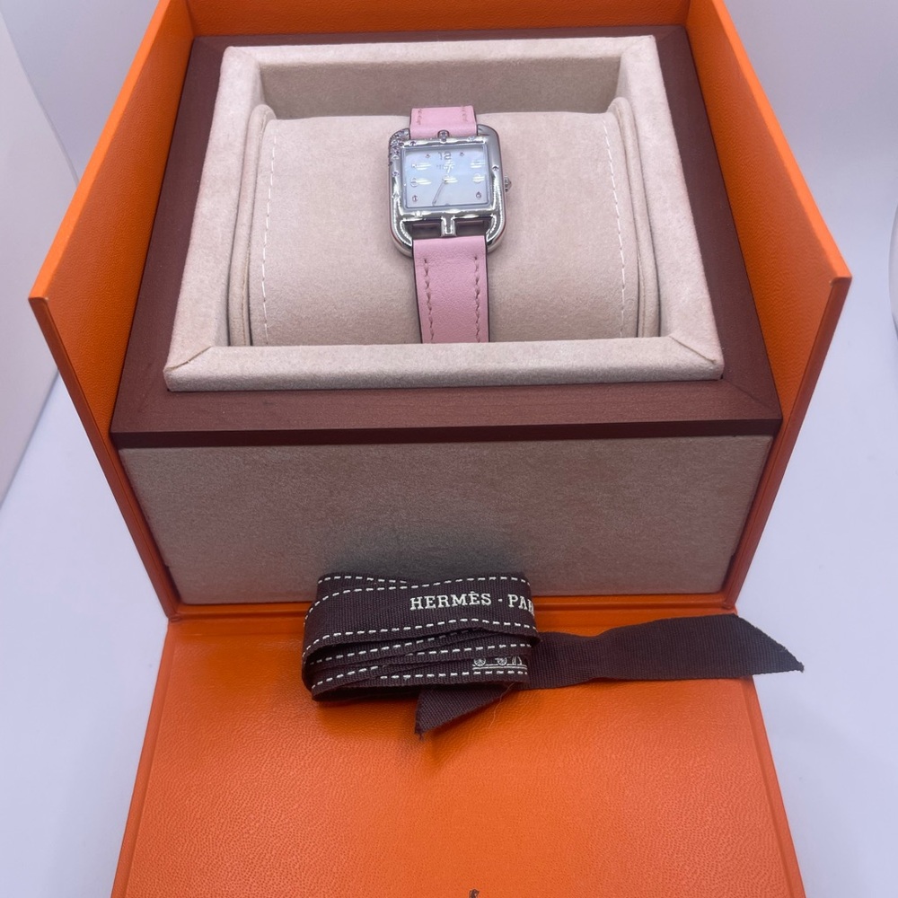 Women’s Pink Cartier Watch w Diamonds
